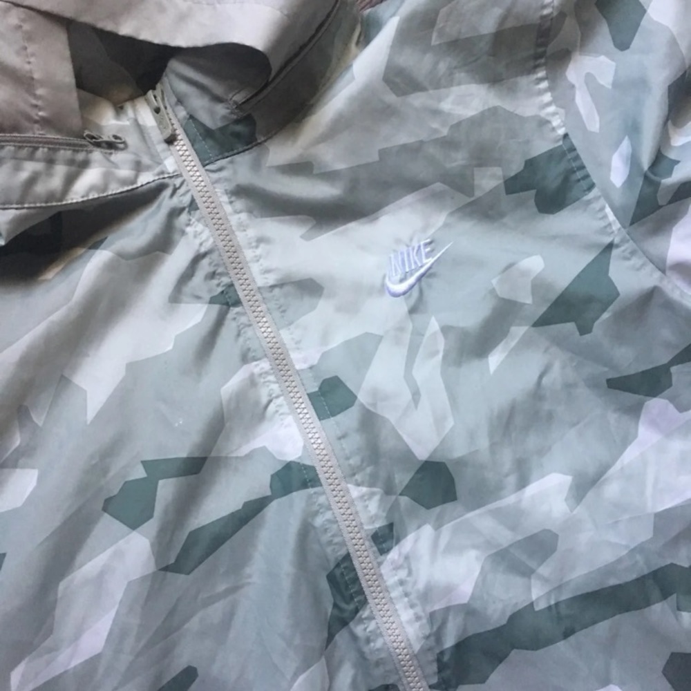 Nike Windbreaker